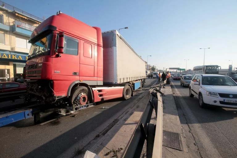 «Ήταν εμφανώς μεθυσμένος»! Οι μαρτυρίες των αστυνομικών για το φονικό τροχαίο στον Κηφισό που σοκάρουν